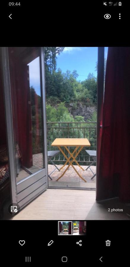 Maison avec vue panoramique à 5mn de saint Rémi sur durolles . La Monnerie-le Montel Exterior foto